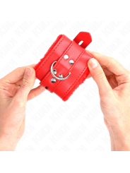 KINK - MUÑEQUERAS FORRADAS CON AGUJEROS CUADRADOS ROJO Y CORREA ROJO AJUSTABLE 17-29 CM X 6 CM