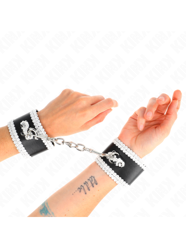 KINK - MUÑEQUERAS NEGRO CON ENCAJE DECORATIVO BLANCO AJUSTABLE 20-23 CM X 5.5 CM