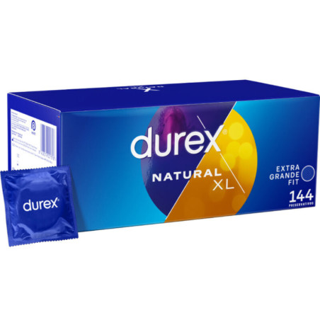 Caja de 144 preservativos Durex Natural XL Extra Grande Fit con un sobre individual azul en primer plano