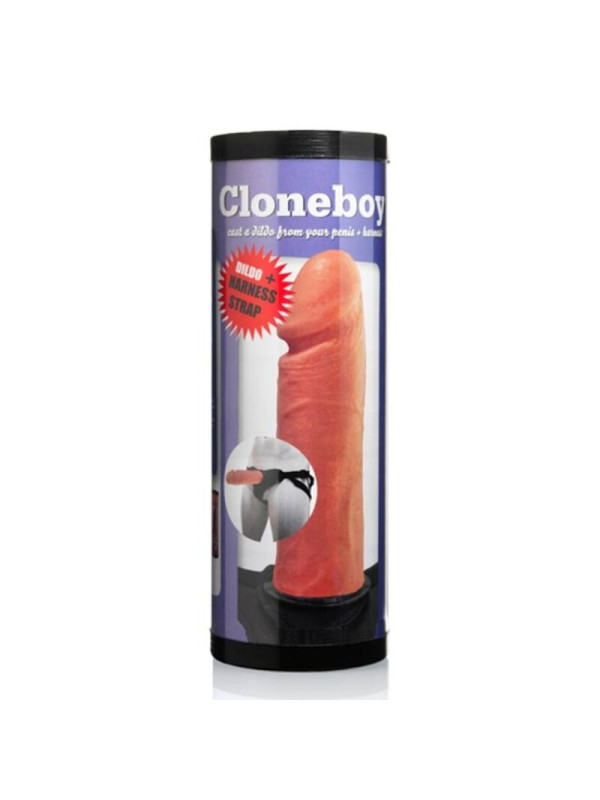 Envase cilíndrico del kit Cloneboy Dildo & Harness Strap con la réplica de ejemplo en la etiqueta